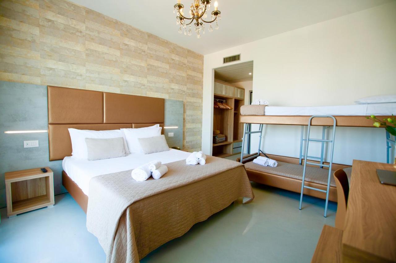 Hotel Maestri Риччоне Экстерьер фото