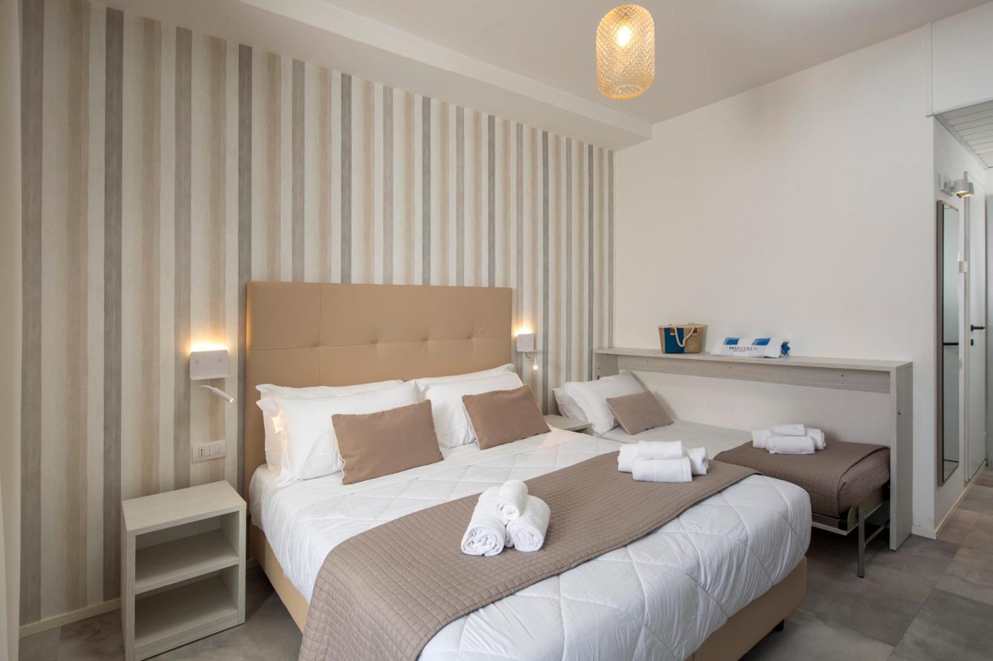 Hotel Maestri Риччоне Экстерьер фото